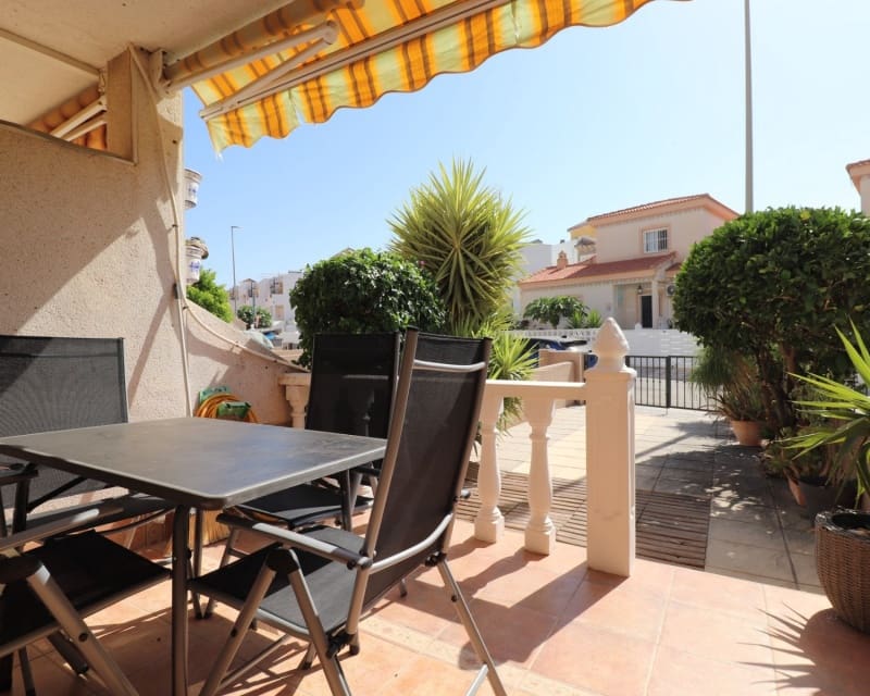 2 bedroom Townhouse for sale in Algorfa with pool garage - € 159,950 (Ref: 10023088)