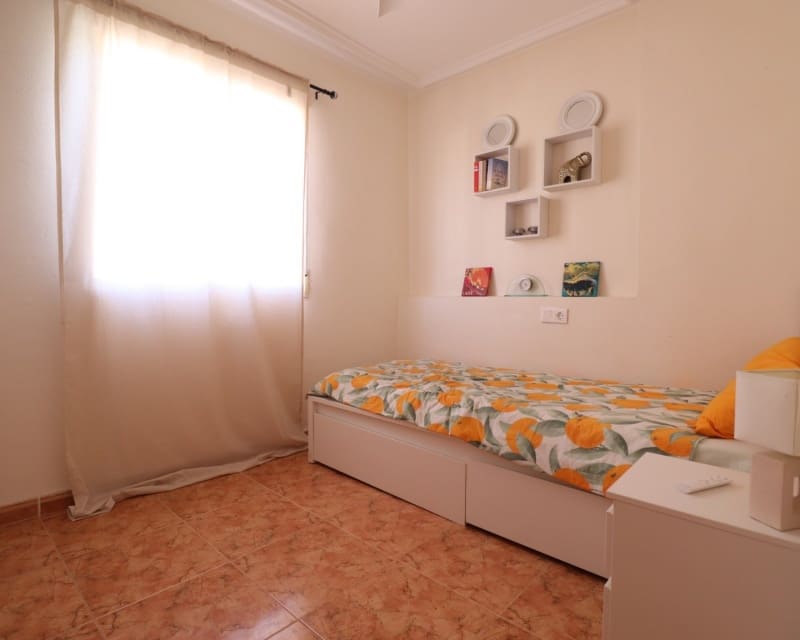 2 bedroom Townhouse for sale in Algorfa with pool garage - € 159,950 (Ref: 10023088)
