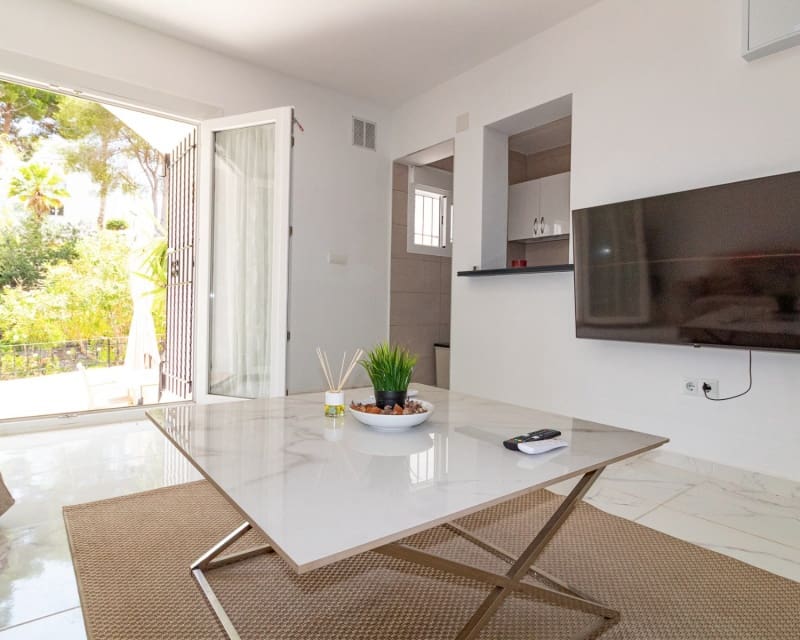 4 soverom Hus til salgs i Villamartin med svømmebasseng - € 325 000 (Ref: 10023089)