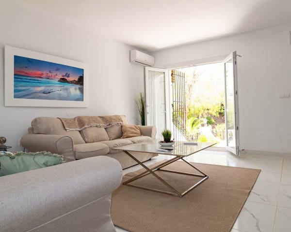 4 soverom Hus til salgs i Villamartin, Orihuela med svømmebasseng - € 325 000 (Ref: 10023089)