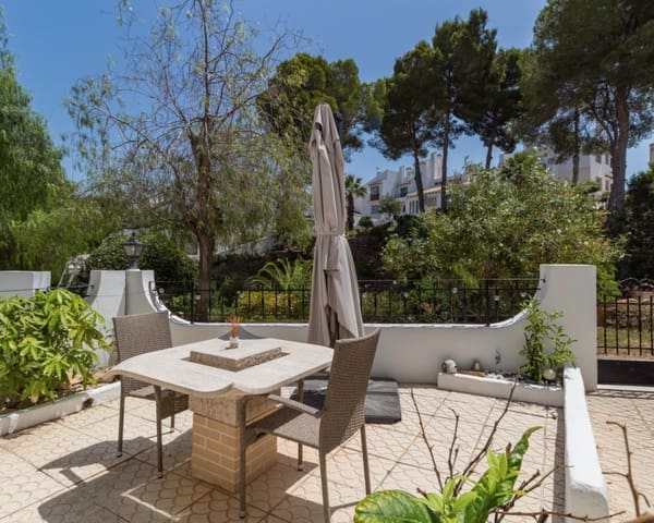 4 soverom Hus til salgs i Villamartin, Orihuela med svømmebasseng - € 325 000 (Ref: 10023089)