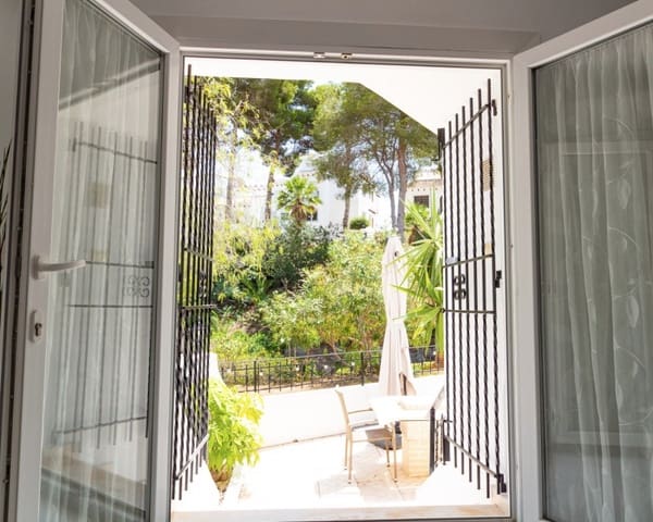 4 soverom Hus til salgs i Villamartin, Orihuela med svømmebasseng - € 325 000 (Ref: 10023089)