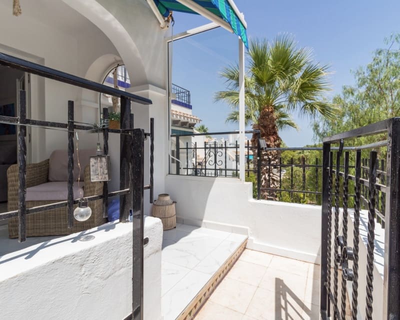 4 soverom Hus til salgs i Villamartin med svømmebasseng - € 325 000 (Ref: 10023089)