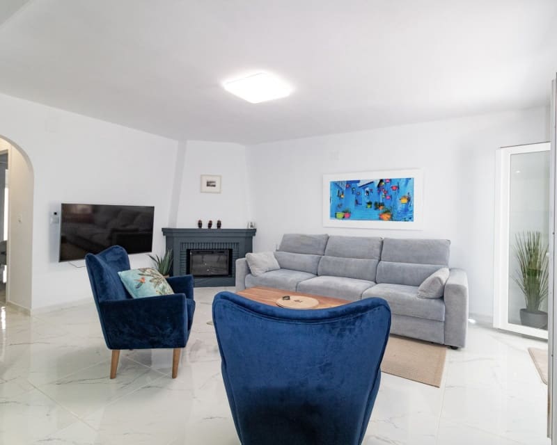 4 soverom Hus til salgs i Villamartin med svømmebasseng - € 325 000 (Ref: 10023089)