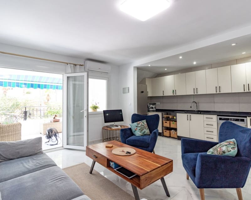4 soverom Hus til salgs i Villamartin med svømmebasseng - € 325 000 (Ref: 10023089)