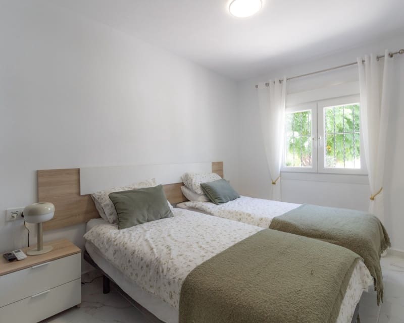 4 soverom Hus til salgs i Villamartin med svømmebasseng - € 325 000 (Ref: 10023089)
