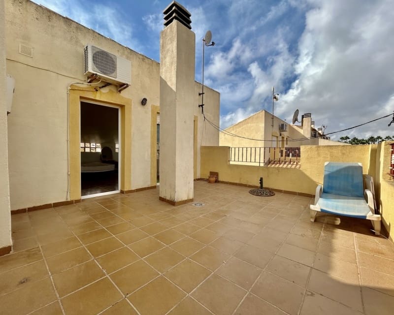3 soverom Leilighet til salgs i La Zenia med svømmebasseng - € 195 000 (Ref: 10023090)