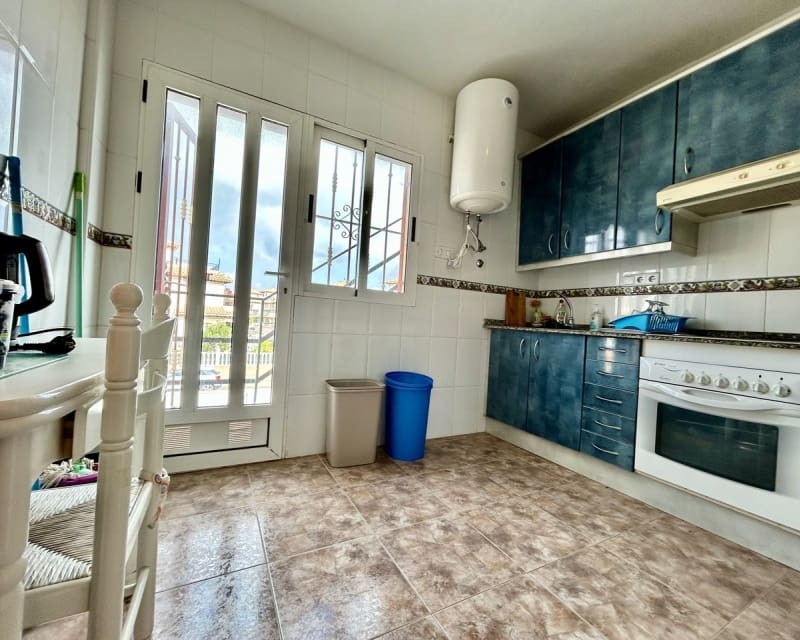 3 soverom Leilighet til salgs i La Zenia med svømmebasseng - € 195 000 (Ref: 10023090)
