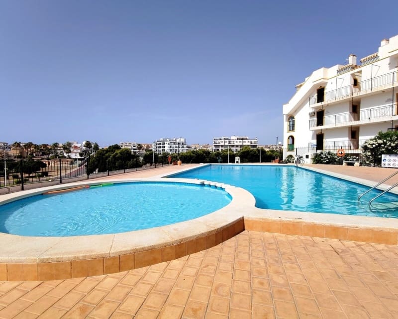 2 Zimmer Apartment zu verkaufen in La Zenia mit Pool - 169.900 € (Ref: 10023091)