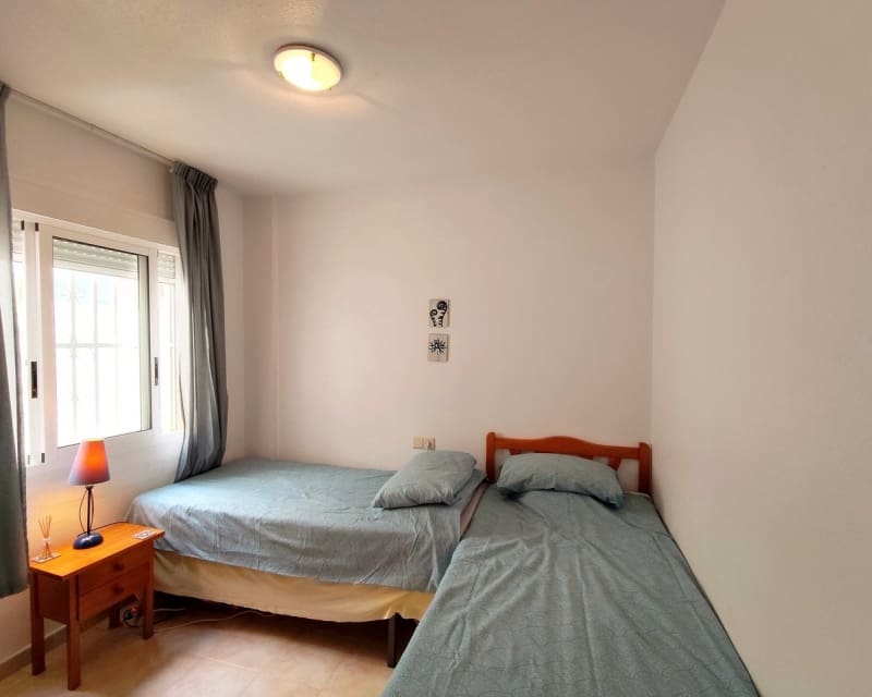 2 Zimmer Apartment zu verkaufen in La Zenia mit Pool - 169.900 € (Ref: 10023091)