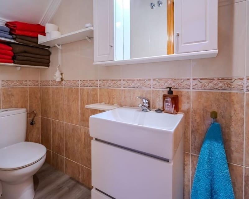 3 quarto Moradia para venda em Cabo Roig com piscina - 315 000 € (Ref: 10023093)
