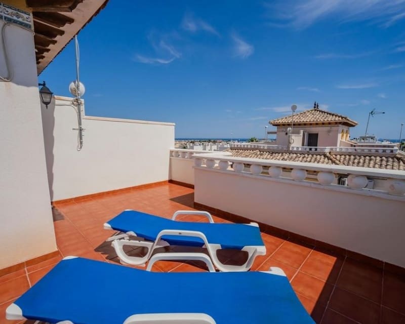 3 quarto Moradia para venda em Cabo Roig com piscina - 315 000 € (Ref: 10023093)