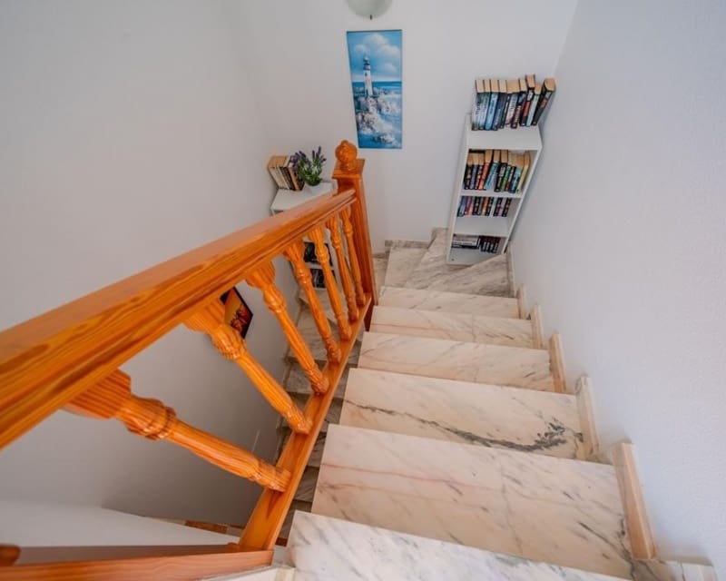 3 quarto Moradia para venda em Cabo Roig com piscina - 315 000 € (Ref: 10023093)