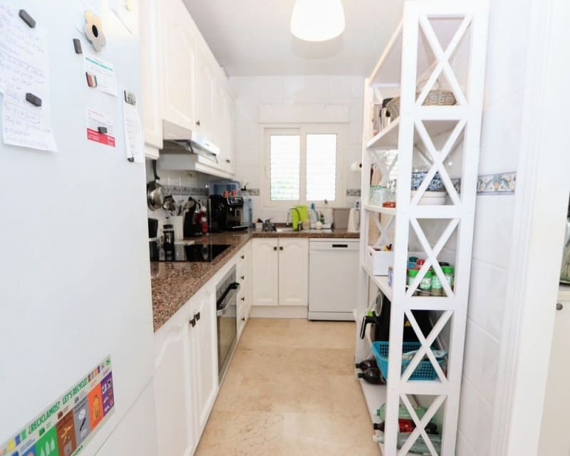 3 soverom Villa til salgs i Villamartin med svømmebasseng garasje - € 349 990 (Ref: 10023094)