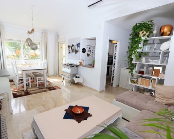 3 soverom Villa til salgs i Villamartin, Orihuela med svømmebasseng garasje - € 349 990 (Ref: 10023094)