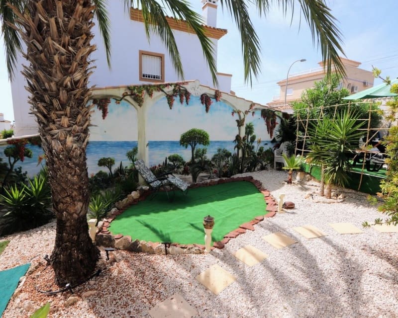 3 soverom Villa til salgs i Villamartin med svømmebasseng garasje - € 349 990 (Ref: 10023094)