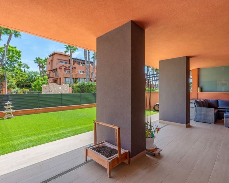 2 soverom Leilighet til salgs i Villamartin med svømmebasseng garasje - € 254 900 (Ref: 10023096)