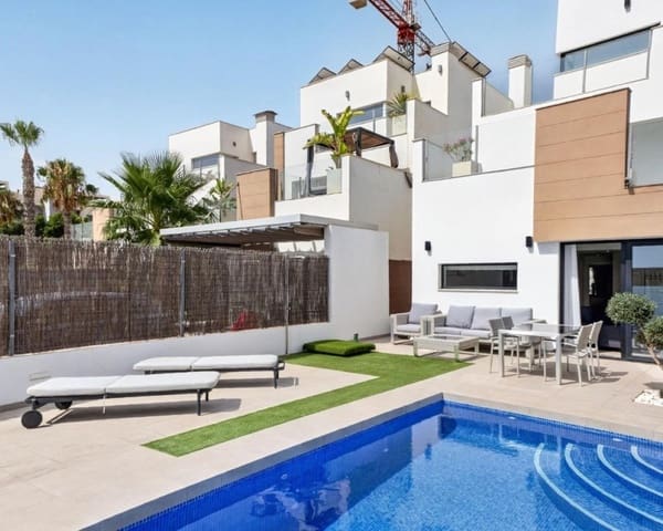 3 chambre Villa/Maison à vendre à El Raso, Guardamar del Segura avec piscine - 450 000 € (Ref: 10023097)