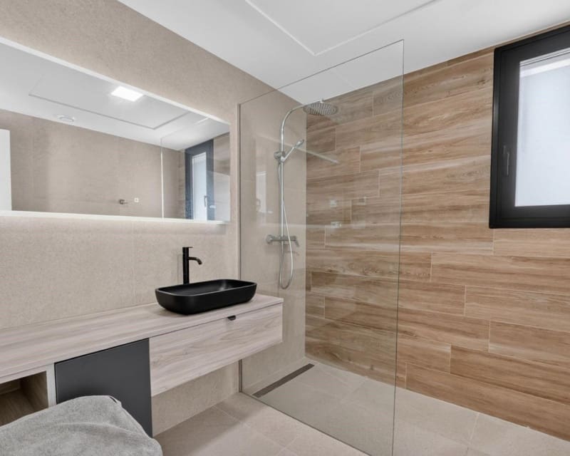 3 chambre Villa/Maison à vendre à Guardamar del Segura avec piscine - 450 000 € (Ref: 10023097)