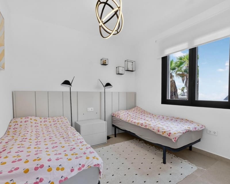 3 chambre Villa/Maison à vendre à Guardamar del Segura avec piscine - 450 000 € (Ref: 10023097)