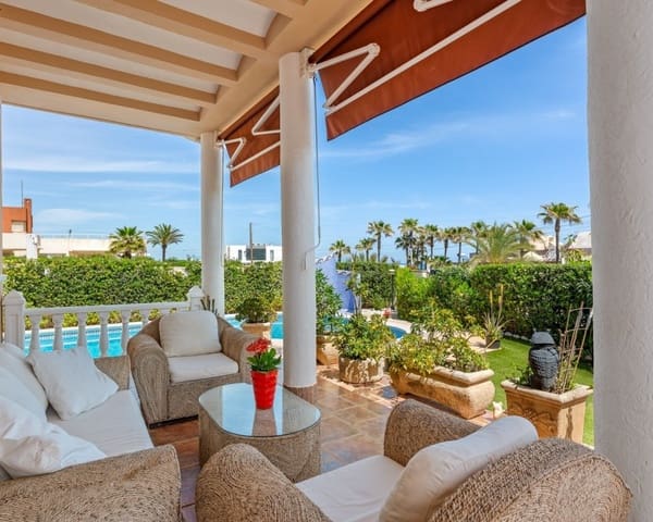 6 makuuhuone Huvila myytävänä paikassa Cañada del Molino, Torrevieja mukana uima-altaan - 950 000 € (Ref: 10044059)