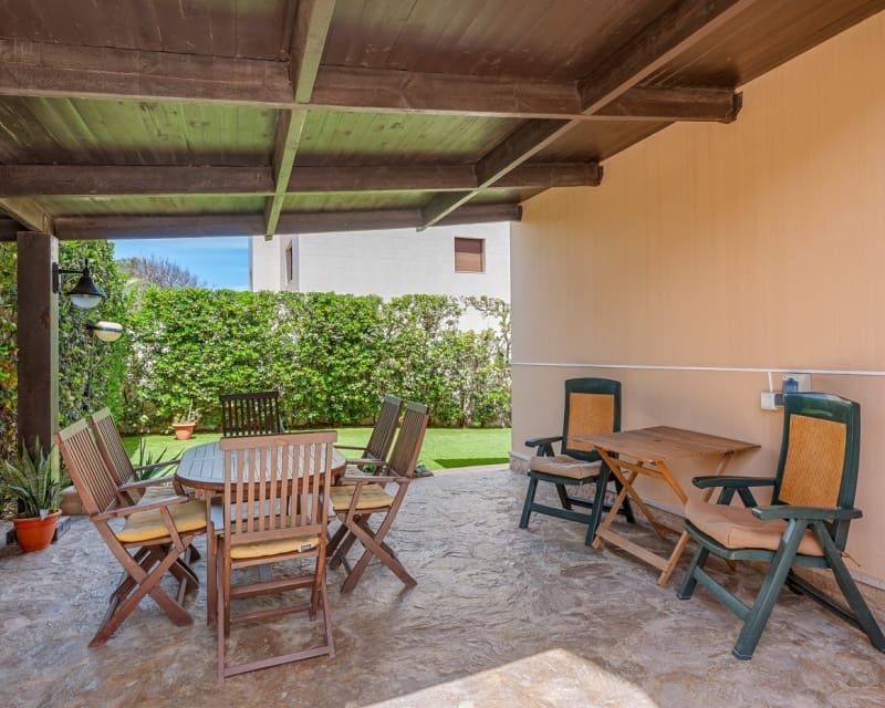 6 bedroom Villa for sale in La Mata with pool - € 950,000 (Ref: 10044059)