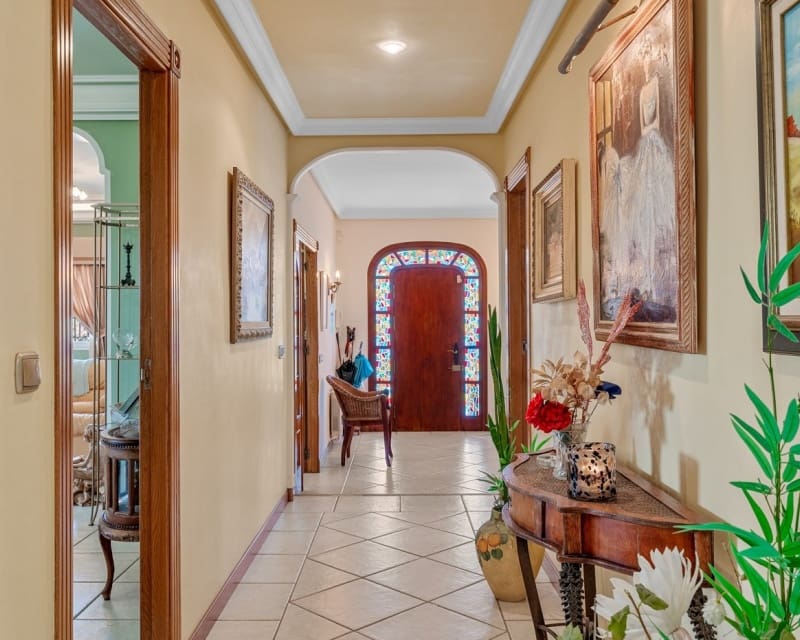 6 bedroom Villa for sale in La Mata with pool - € 950,000 (Ref: 10044059)