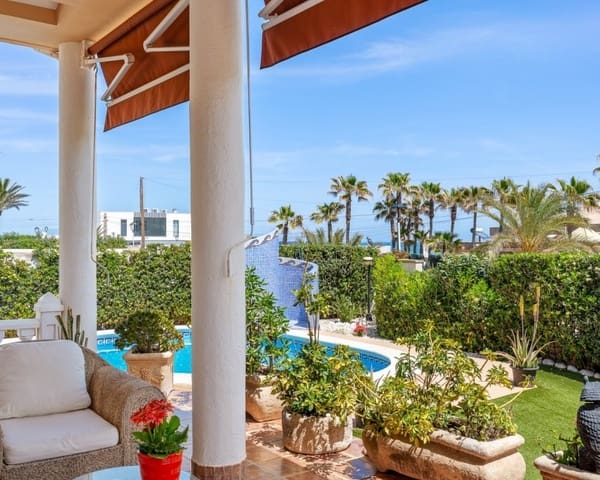 6 makuuhuone Huvila myytävänä paikassa Cañada del Molino, Torrevieja mukana uima-altaan - 950 000 € (Ref: 10044059)