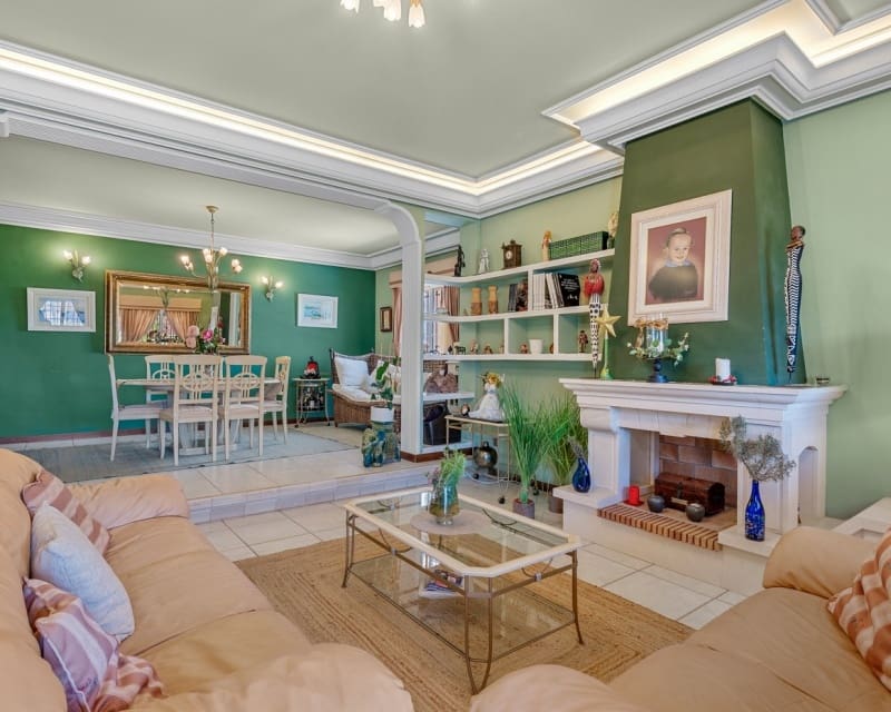 6 bedroom Villa for sale in La Mata with pool - € 950,000 (Ref: 10044059)