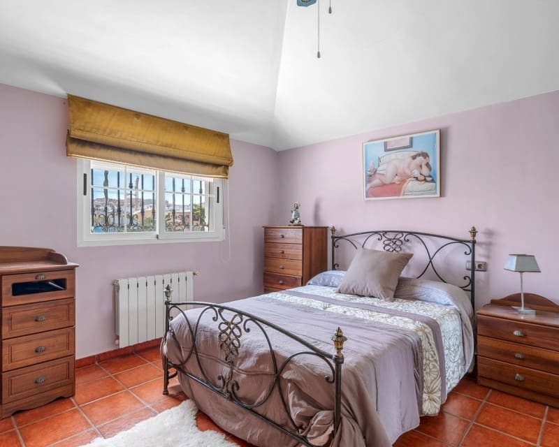 6 bedroom Villa for sale in La Mata with pool - € 950,000 (Ref: 10044059)