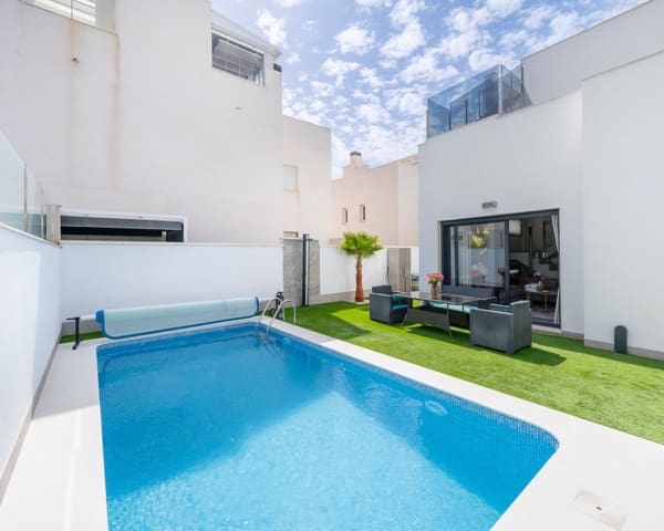 5 soveværelse Villa til salg i Parque Acuático - Sector 25, Torrevieja med swimmingpool - € 559.000 (Ref: 10044060)