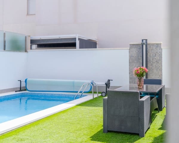 5 soveværelse Villa til salg i Parque Acuático - Sector 25, Torrevieja med swimmingpool - € 559.000 (Ref: 10044060)