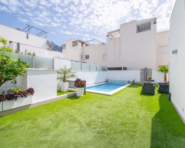 5 soveværelse Villa til salg i Parque Acuático - Sector 25, Torrevieja med swimmingpool - € 559.000 (Ref: 10044060)