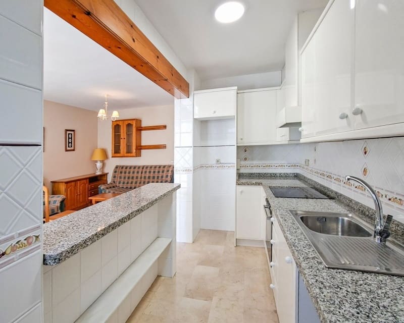 2 slaapkamer Huis te koop in Villamartin met zwembad - € 215.000 (Ref: 10044062)