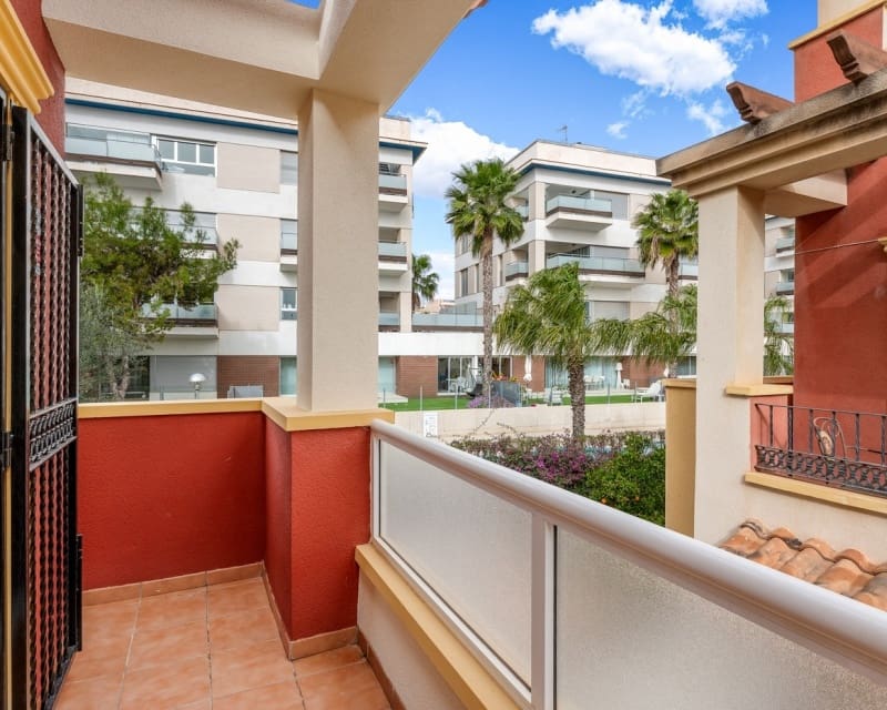3 bedroom Townhouse for sale in Villamartin with pool - € 345,000 (Ref: 10044065)