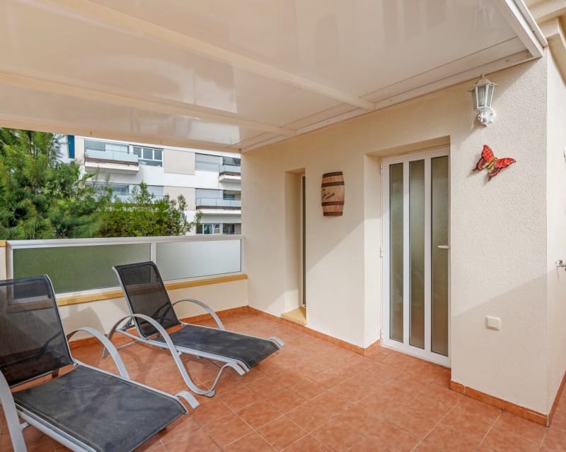 3 bedroom Townhouse for sale in Villamartin with pool - € 345,000 (Ref: 10044065)