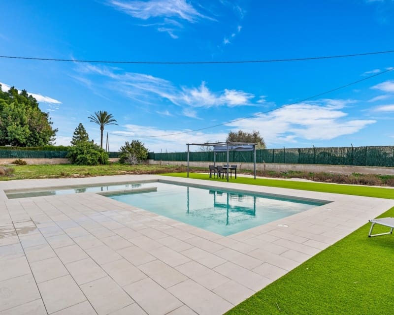 3 Zimmer Finca/Landgut zu verkaufen in Elche / Elx mit Pool - 370.000 € (Ref: 10044066)