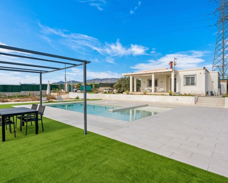 3 Zimmer Finca/Landgut zu verkaufen in Elche / Elx mit Pool - 370.000 € (Ref: 10044066)