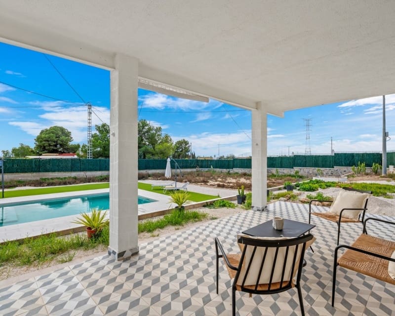 3 Zimmer Finca/Landgut zu verkaufen in Elche / Elx mit Pool - 370.000 € (Ref: 10044066)