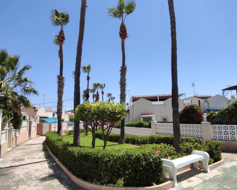 2 slaapkamer Bungalow te koop in Los Balcones met zwembad - € 130.000 (Ref: 10044069)