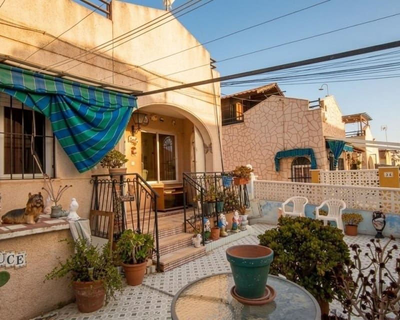 2 slaapkamer Bungalow te koop in Los Balcones met zwembad - € 130.000 (Ref: 10044069)