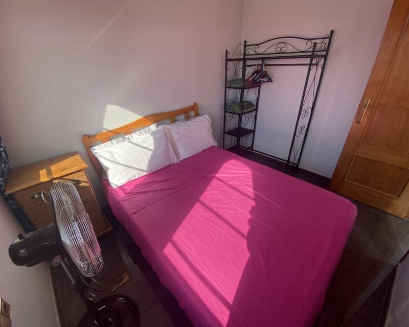 5 quarto Moradia para venda em Playa Flamenca com piscina - 359 995 € (Ref: 10044070)