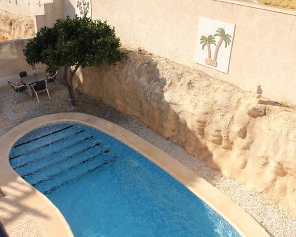 5 quarto Moradia para venda em Playa Flamenca, Orihuela com piscina - 359 995 € (Ref: 10044070)