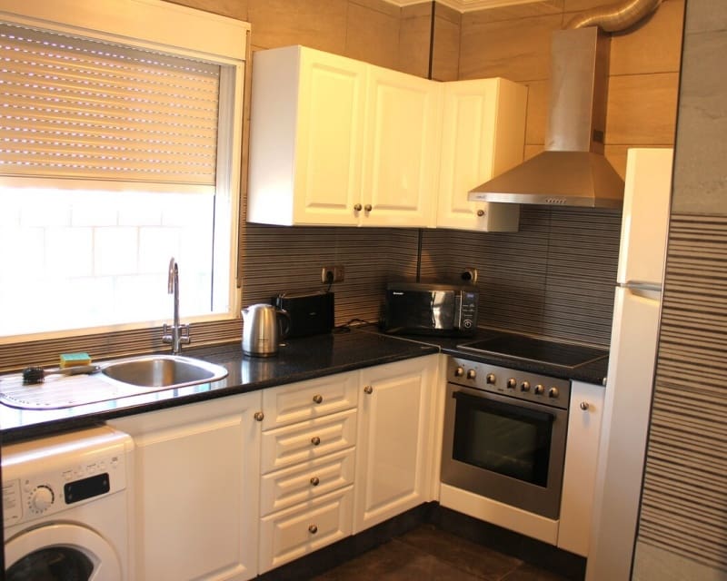 5 quarto Moradia para venda em Playa Flamenca com piscina - 359 995 € (Ref: 10044070)