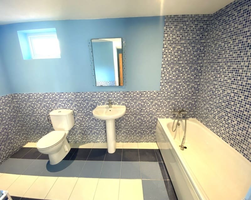 5 quarto Moradia para venda em Playa Flamenca com piscina - 359 995 € (Ref: 10044070)