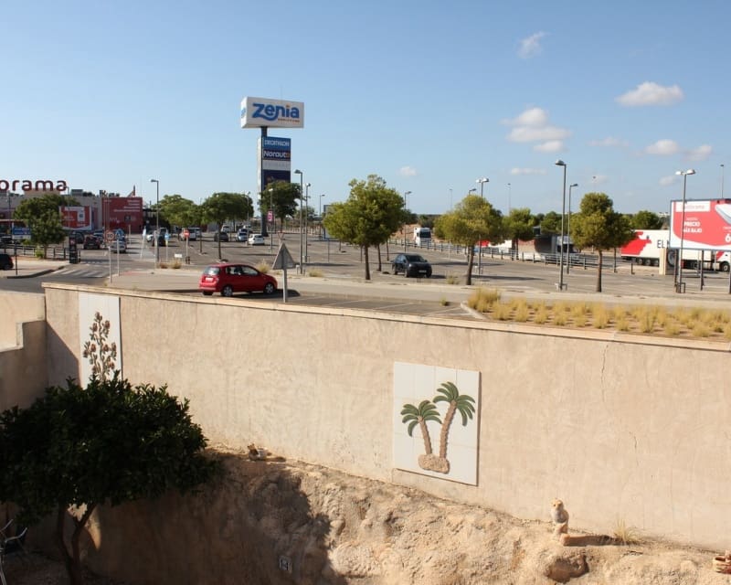 5 quarto Moradia para venda em Playa Flamenca com piscina - 359 995 € (Ref: 10044070)