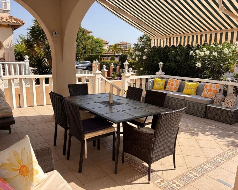 2 chambre Villa/Maison à vendre à Cabo Roig avec piscine garage - 269 000 € (Ref: 10044071)
