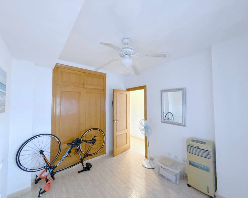 1 Zimmer Apartment zu verkaufen in Cabo Roig mit Pool - 149.950 € (Ref: 10044072)