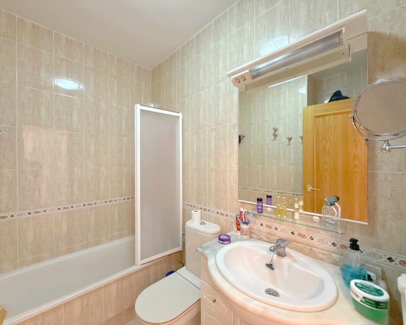 1 Zimmer Apartment zu verkaufen in Cabo Roig mit Pool - 149.950 € (Ref: 10044072)