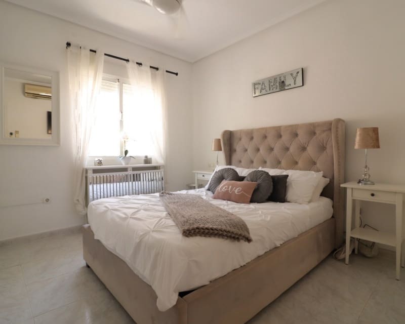 4 bedroom Villa for sale in Benimar with pool garage - € 390,000 (Ref: 10044189)
